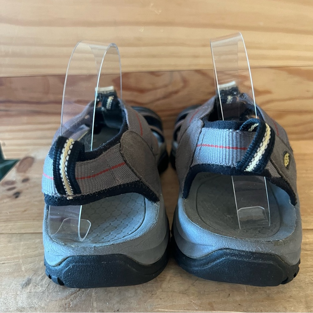Keen Gray Venice H2 Waterproof Hiking Closed Toe Sandals Size 11 Mens - Picture 5 of 11